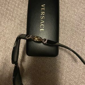 Versace MEDUSA BIGGIE SUNGLASSES